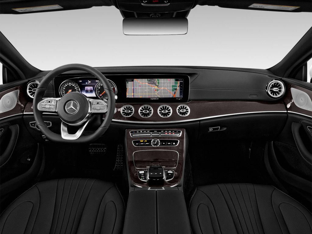Mercedes-Benz CLS 450 (2020) - interior